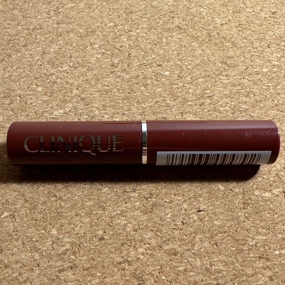 Clinique Bundle - Picture 2 of 5